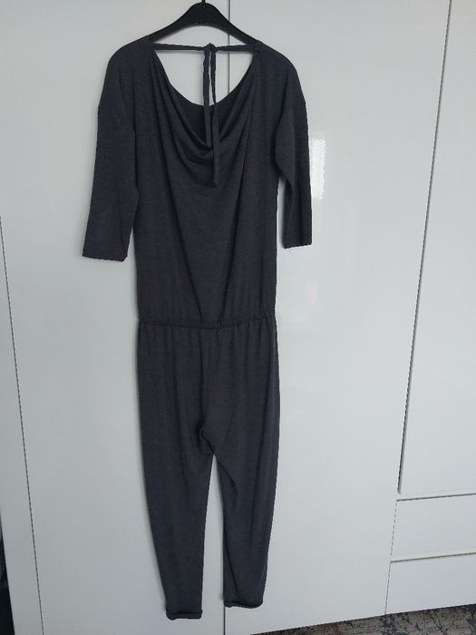 Kombinezon jednoczęściowy