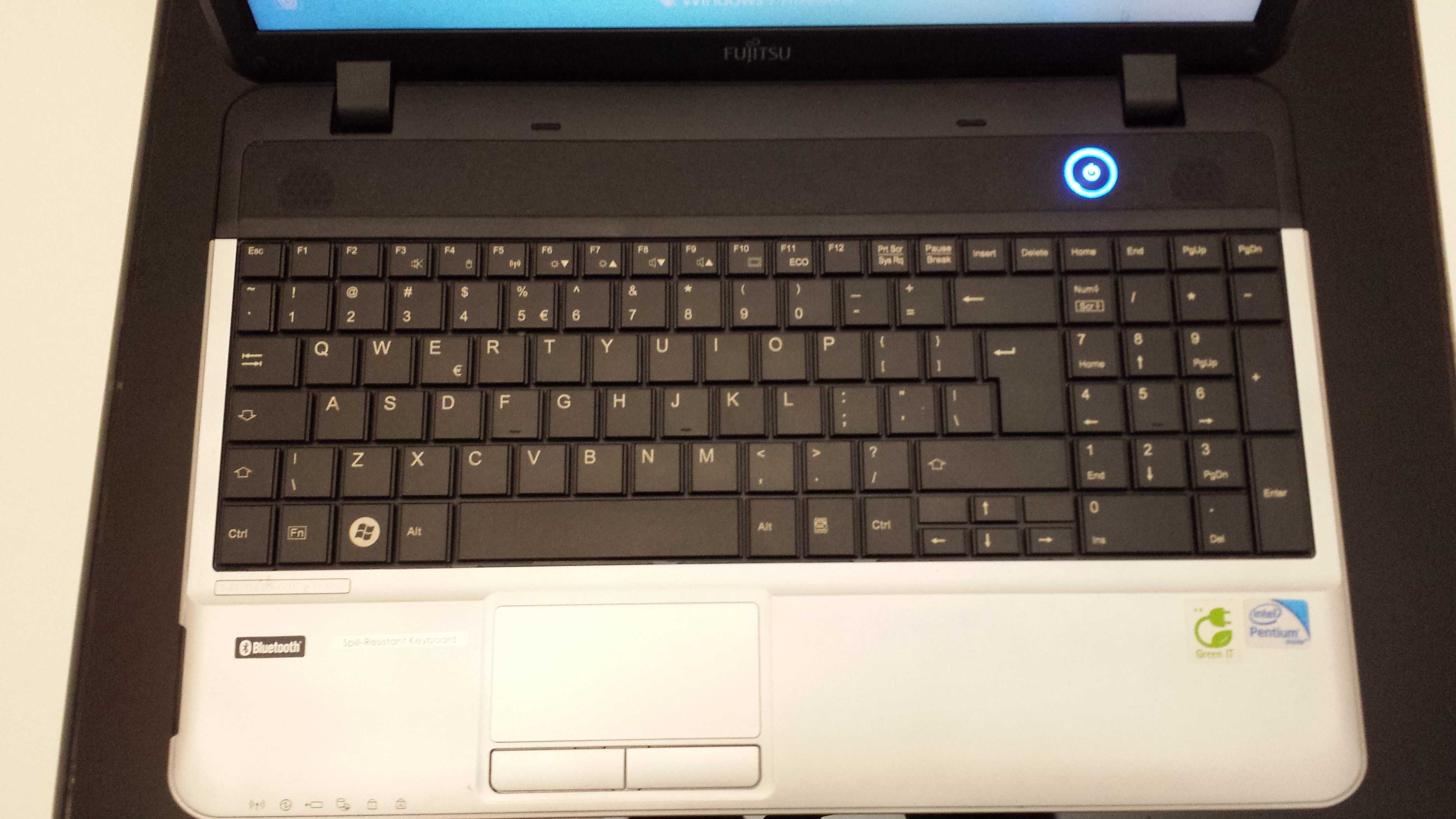 Laptop  Fujitsu Siemens