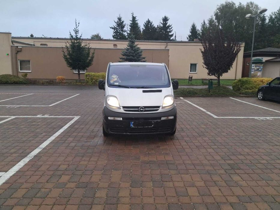 Sprzedam w dobrym stanie Opel Vivaro Long