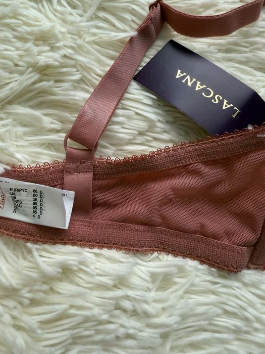 Бюстгальтер 80D  мереживний Lascana