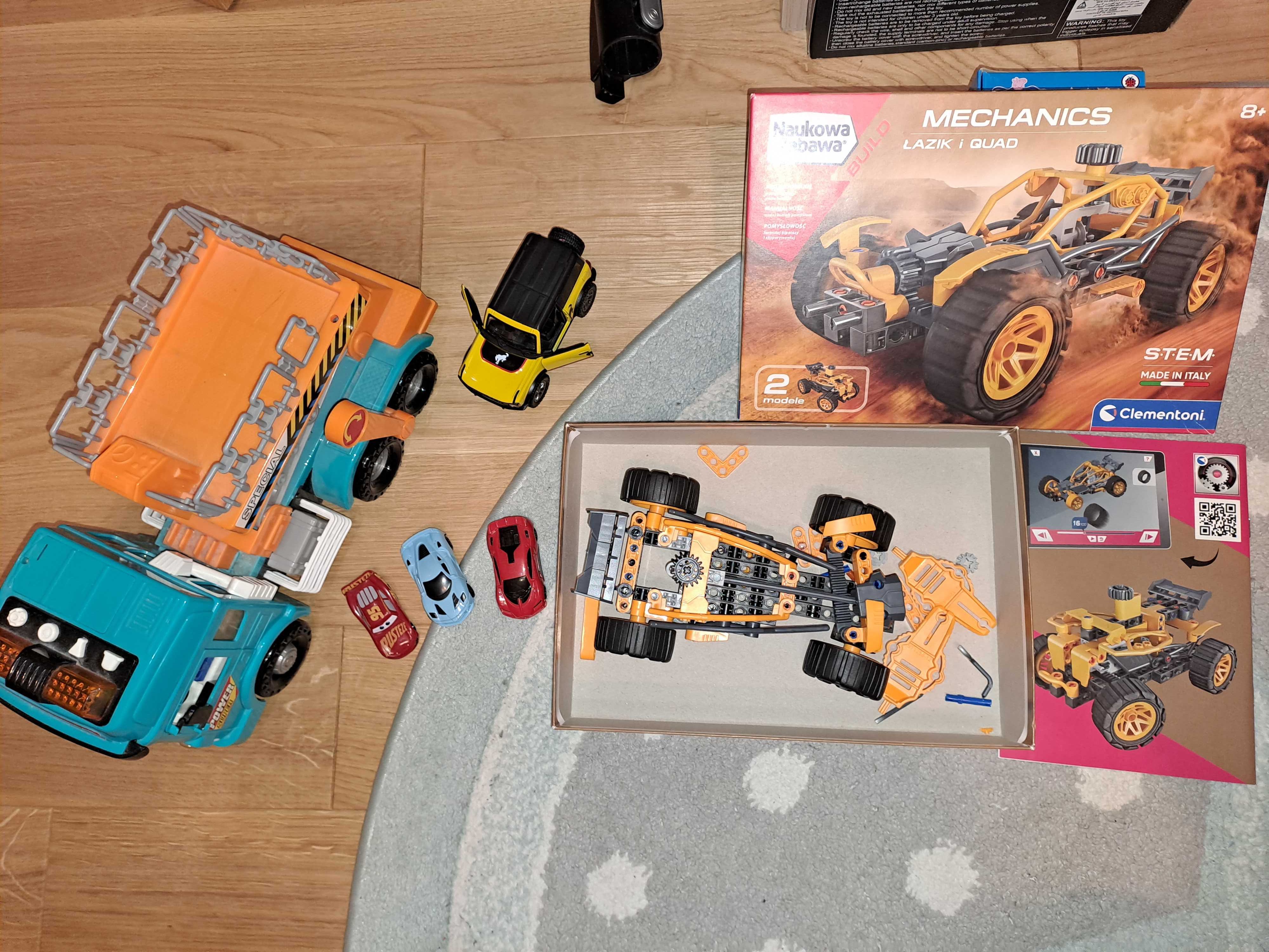 Pojazd ciężarówka, jeep, lego mechanics Łazik kosmiczny