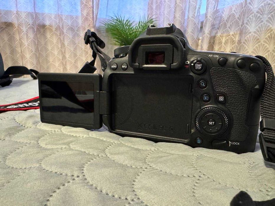 Zestaw Canon EOS 6D Mark 2