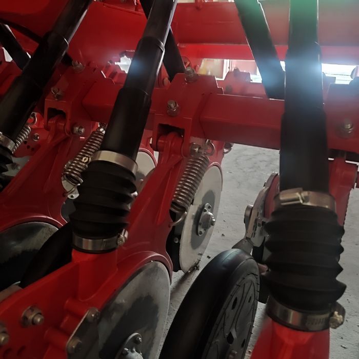 Продам Сівалку зернову нова.4метра.