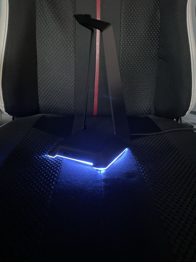 Stojak na słuchawki Razer Base Station Chroma