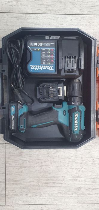 Акумуляторний шуруповерт Makita DF 333 D