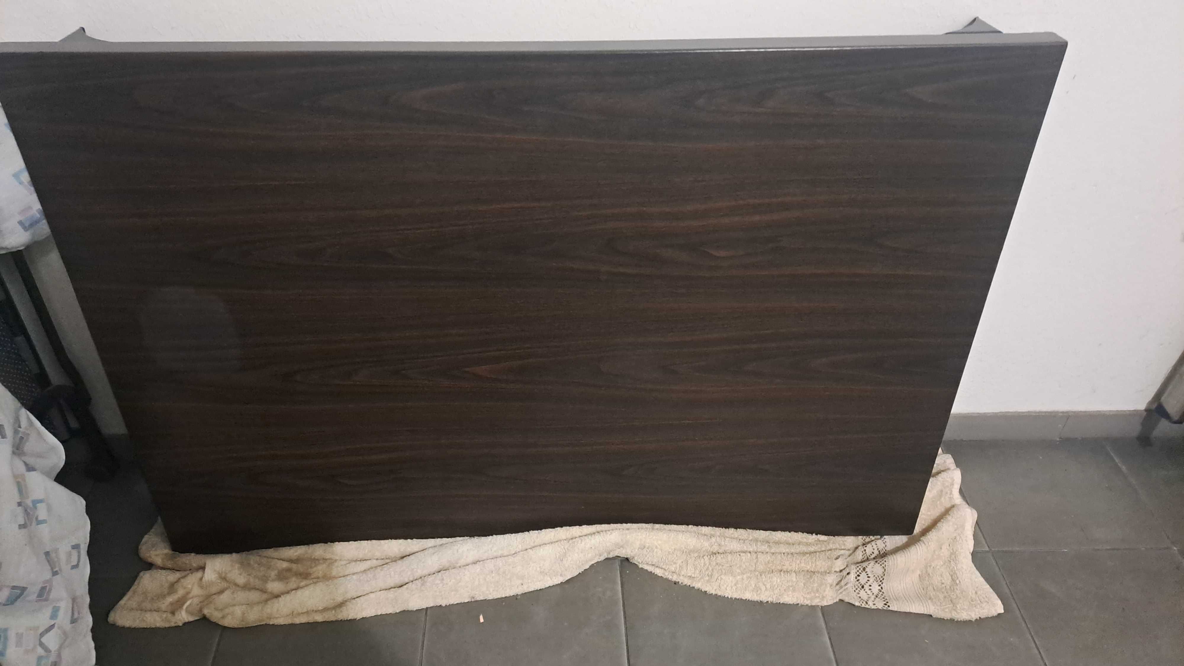 Mesa De cozinha com cadeiras