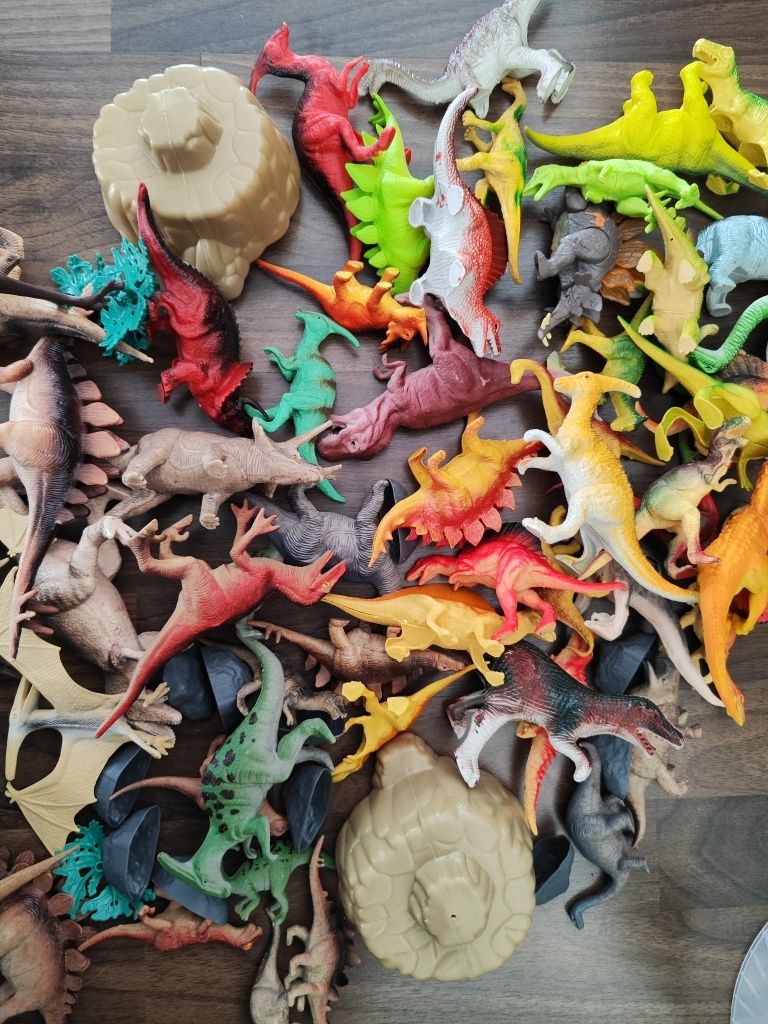 Pack Dinossauros, arvores e pedras