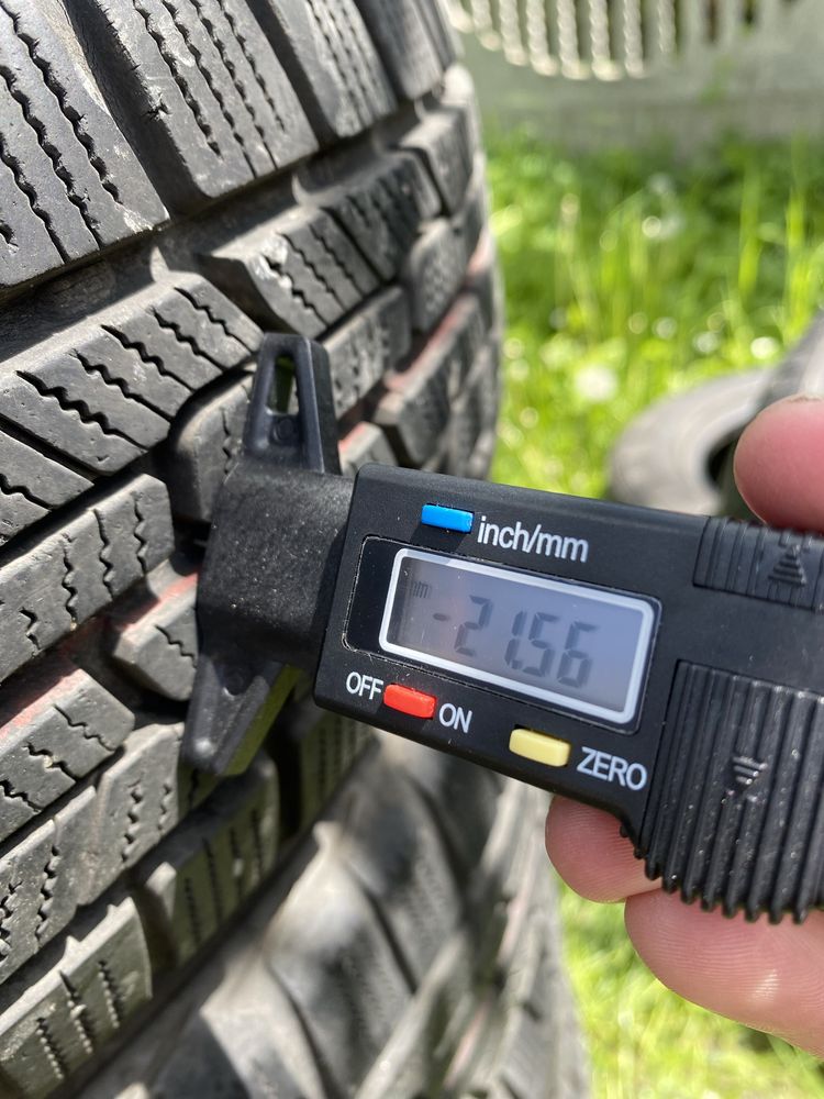 Комплект резини 175/65R15