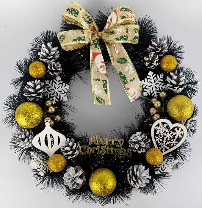 Новорічний віночок діаметром 40 см.