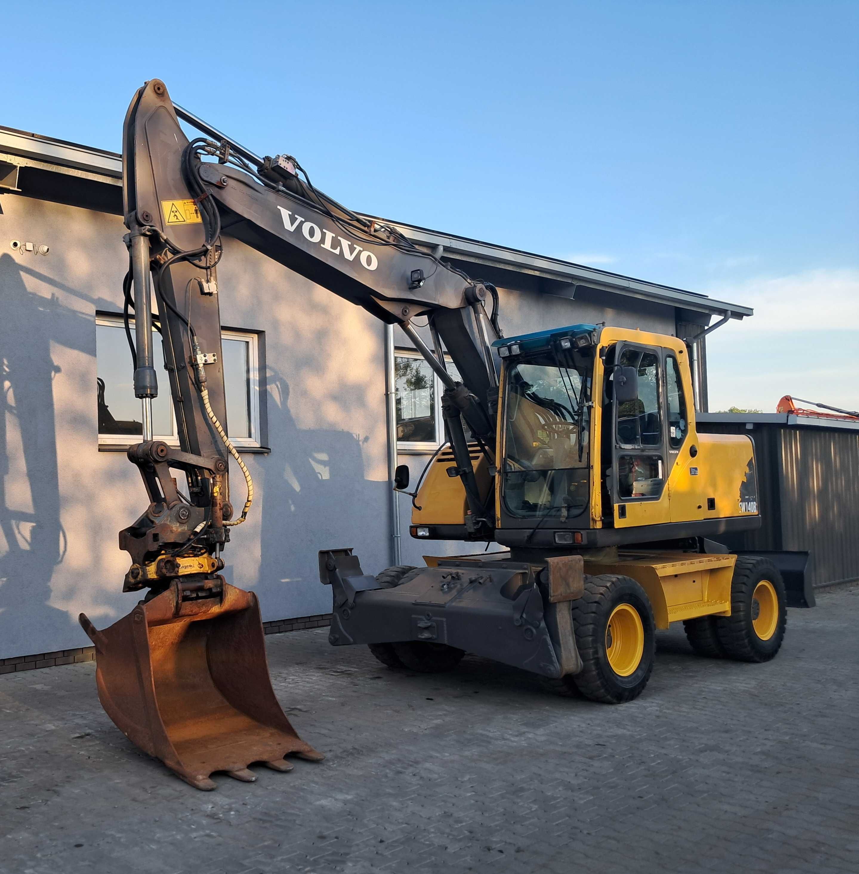 VOLVO EW 140 B 7261H Oryginał ROTOTILT ENGCON Podpory + Pług GPS 3D