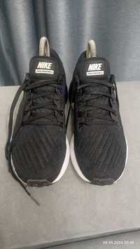 Кросівки -  Nike