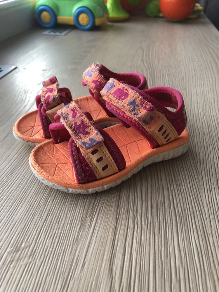 Сандали босоножки Clarks