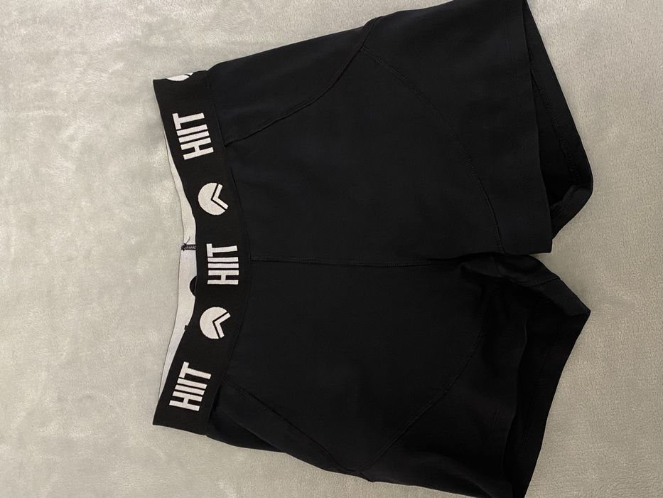 Спортивні чорні шорти HIIT на високій посадці ( розмір М)