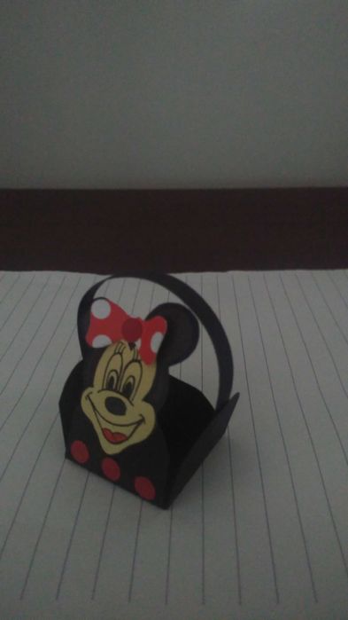 Casa da minnie "vermelho"