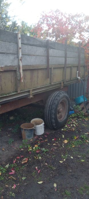 Прицеп тракторний