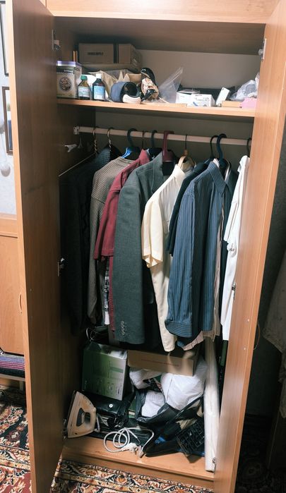 Шкаф для одежі,стінка