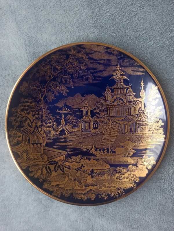 Wedgwood ltd edition The blue and gold pagoda talerz porcelana