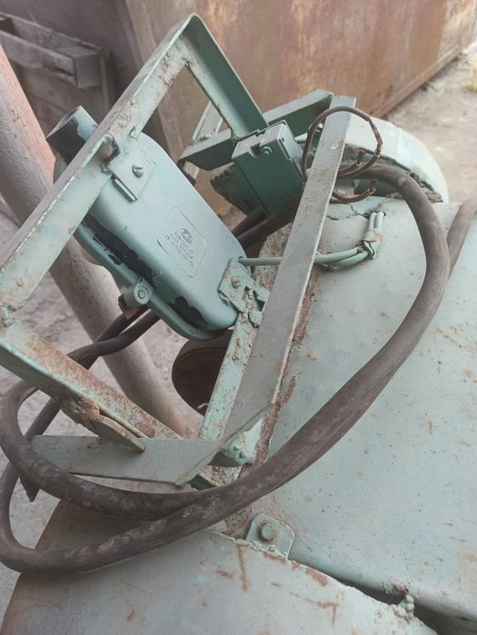 Станок точильный