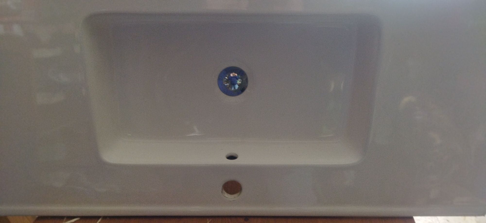 Vendo lavatório branco