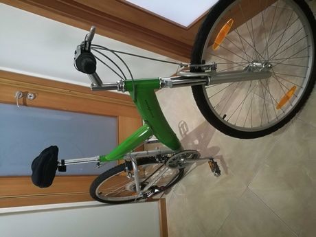 Bicicleta  completamente nova