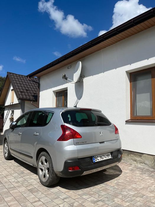 Peugeot 3008 2011 рік терміново