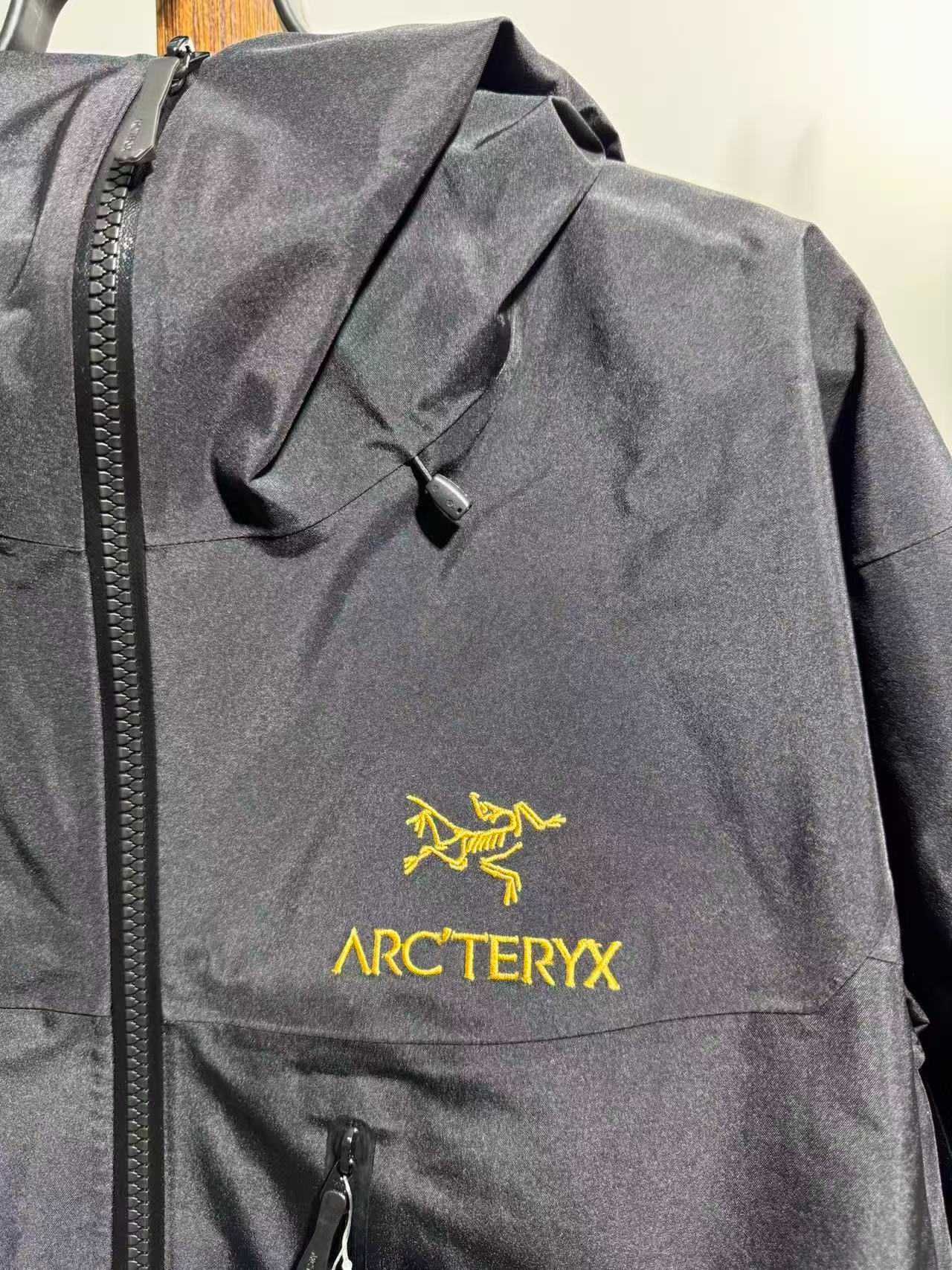 Arcteryx ALPHA - jacta impermeável, vários tamanhos disponíveis