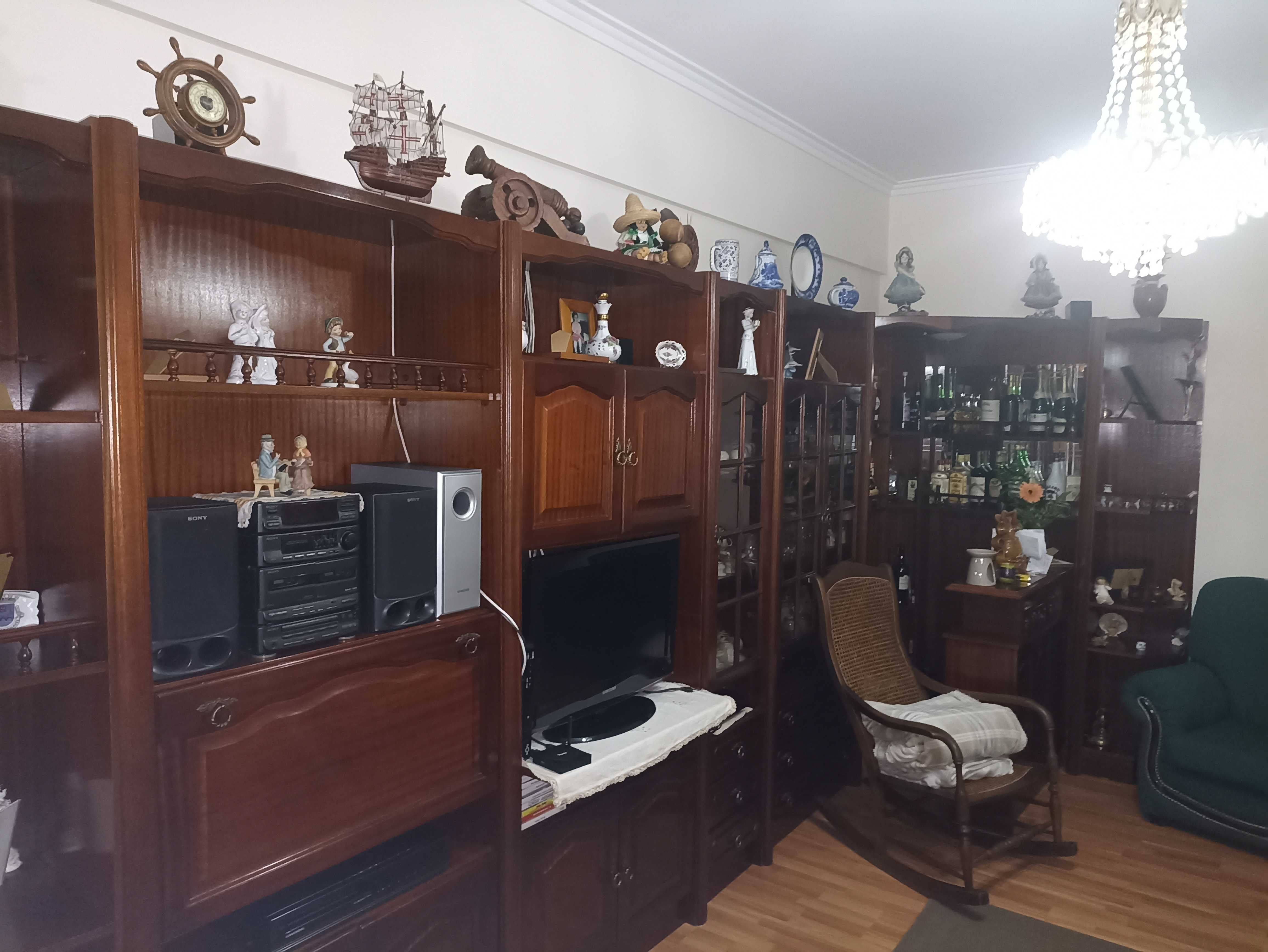 Móveis de sala com bar