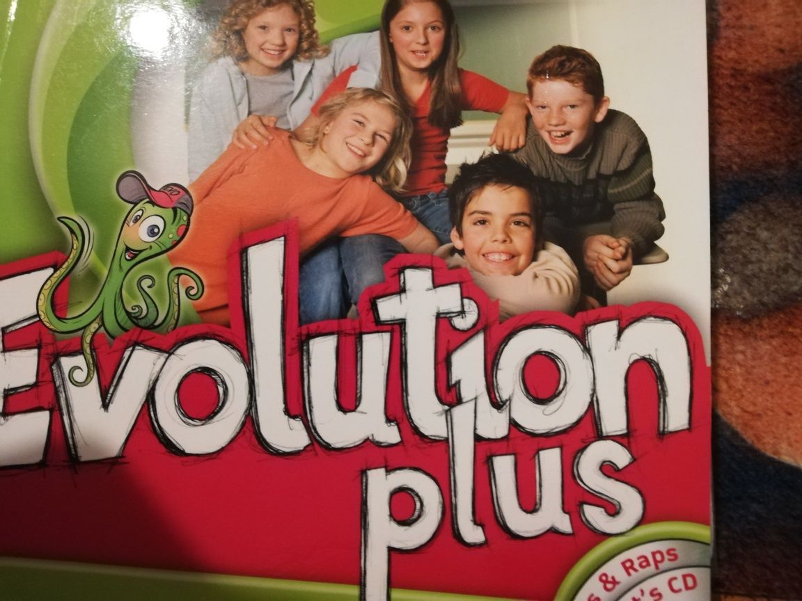 Evolution plus, książka do języka angielskiego
