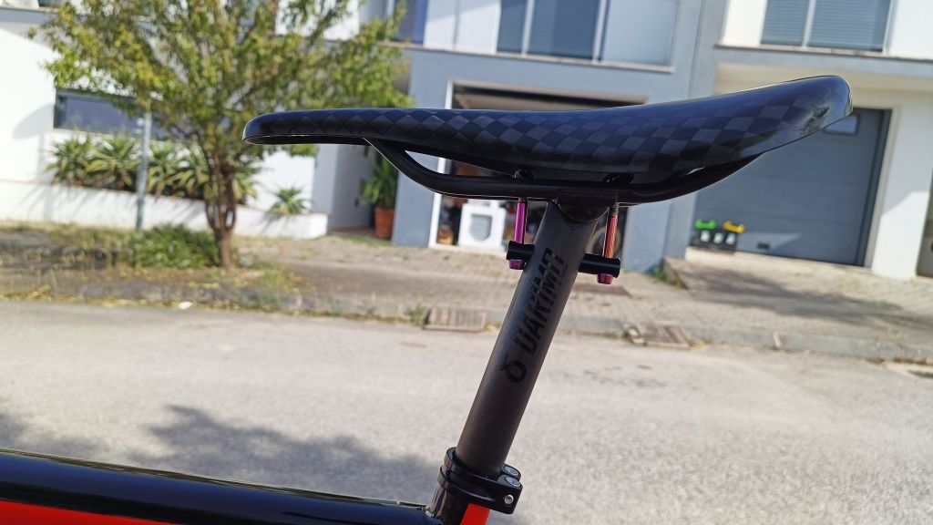 Cannondale supersix evo hi mod SRAM RED ETAP eletrônico. Bike de topo