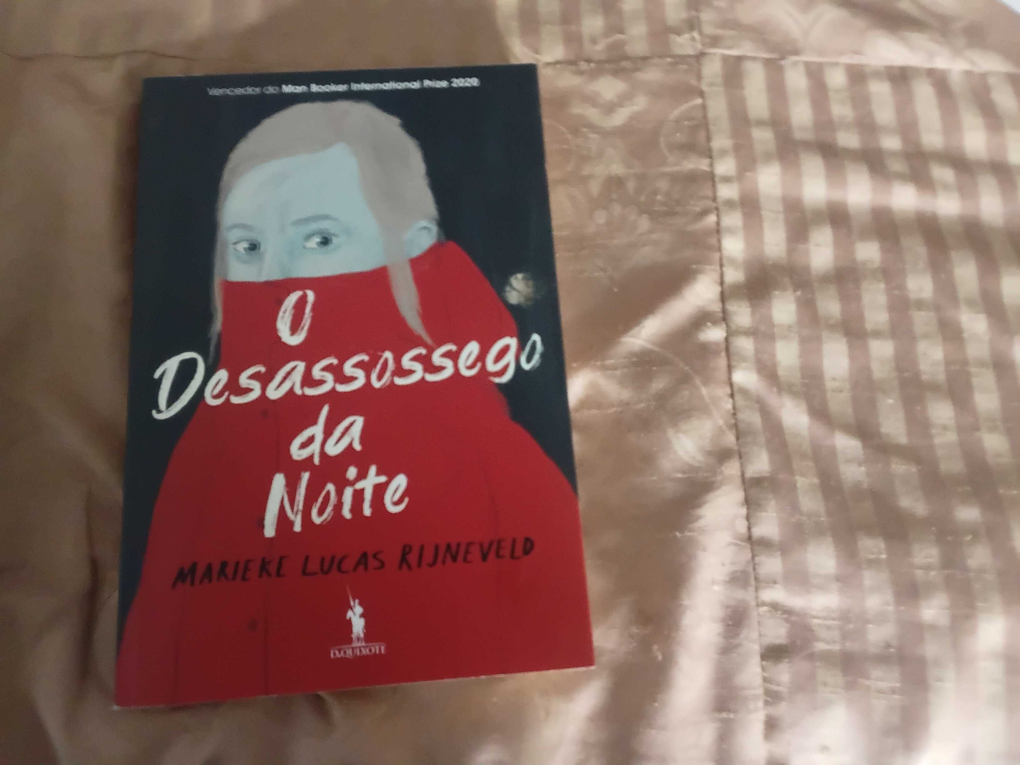 Livros novos recebidos repetidos