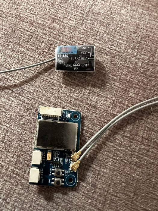 Varias peças Drones