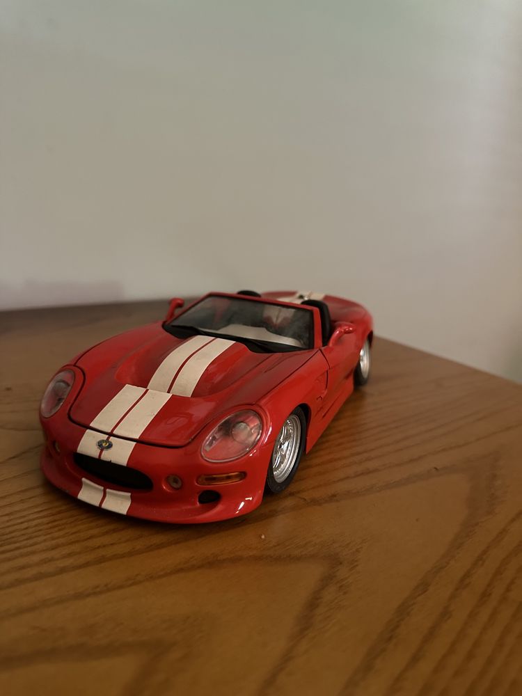 Vendo shelby series 1 1999 1/18 igual em vermelho
