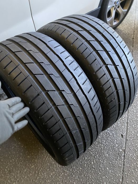 235/40/19 - Hankook iON EVO