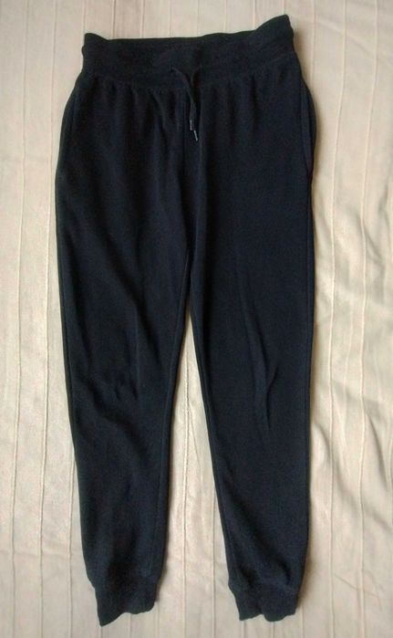 Chapter Young rozm 146/ 152 spodnie chłopięce dresowe dresy