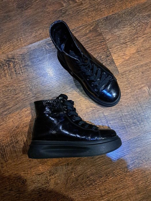 Черевики ботінки шкіряні