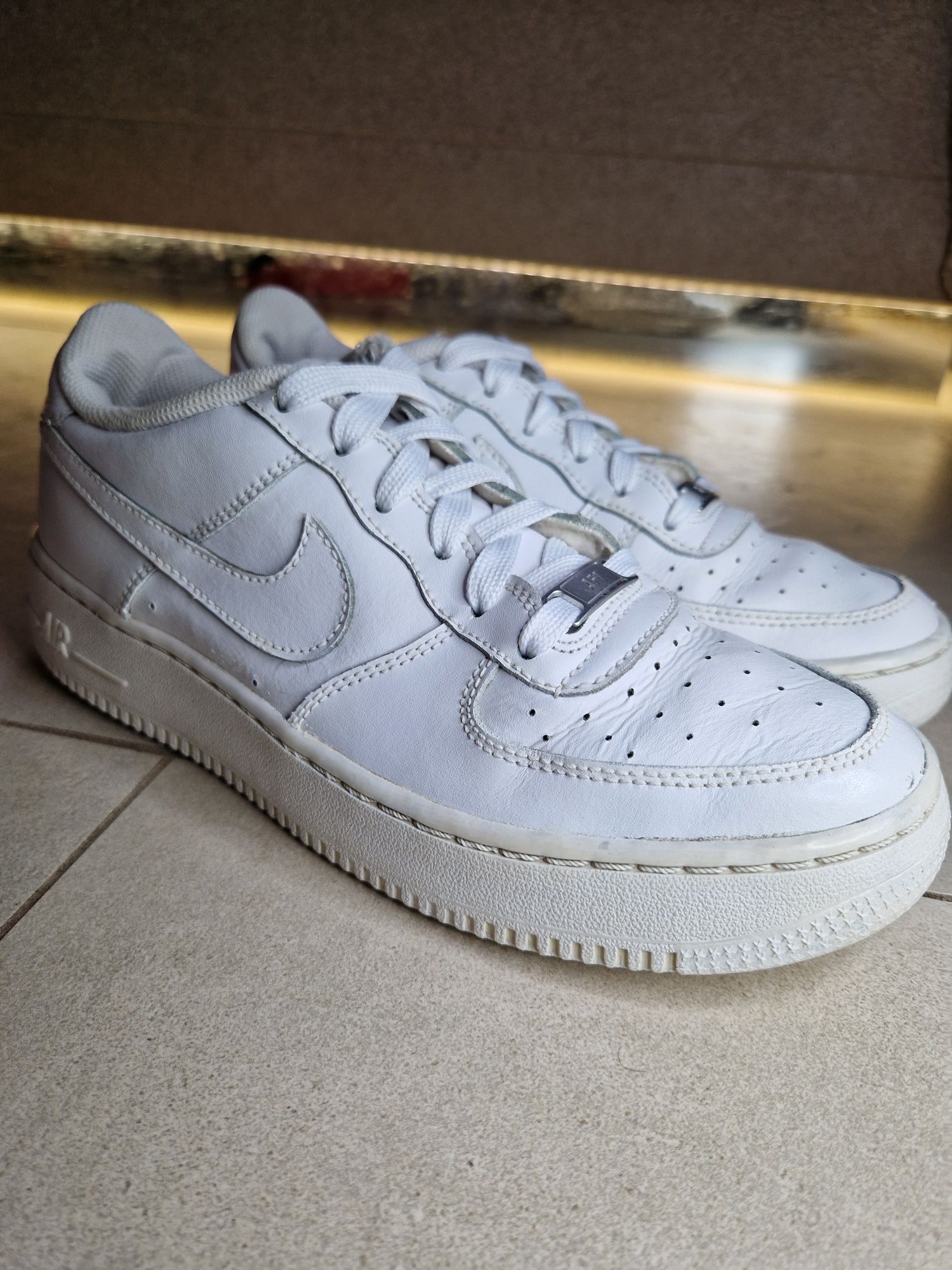 Nike Air Force 1 Low White Rozmiar 38,5