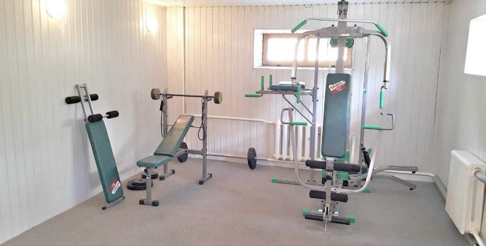 Без %. Оренда будинку поруч з метро Сирець. Генератор. Підвал. .