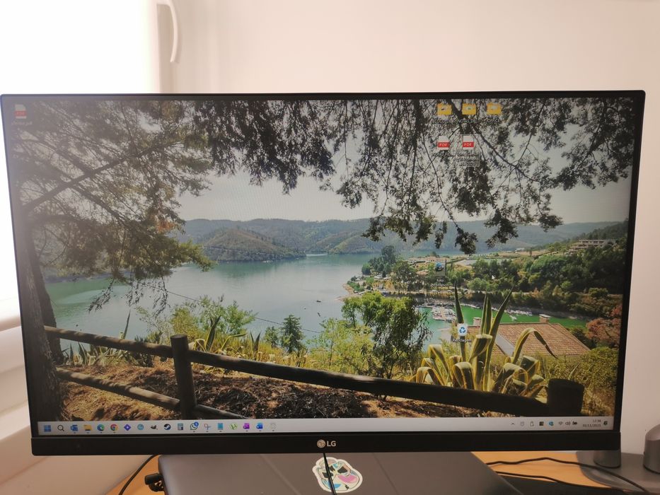 Monitor LG 24" 75Hz – Como Novo + Garantia