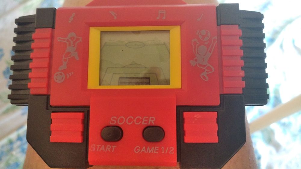 Jogo eletrônico de bolso
