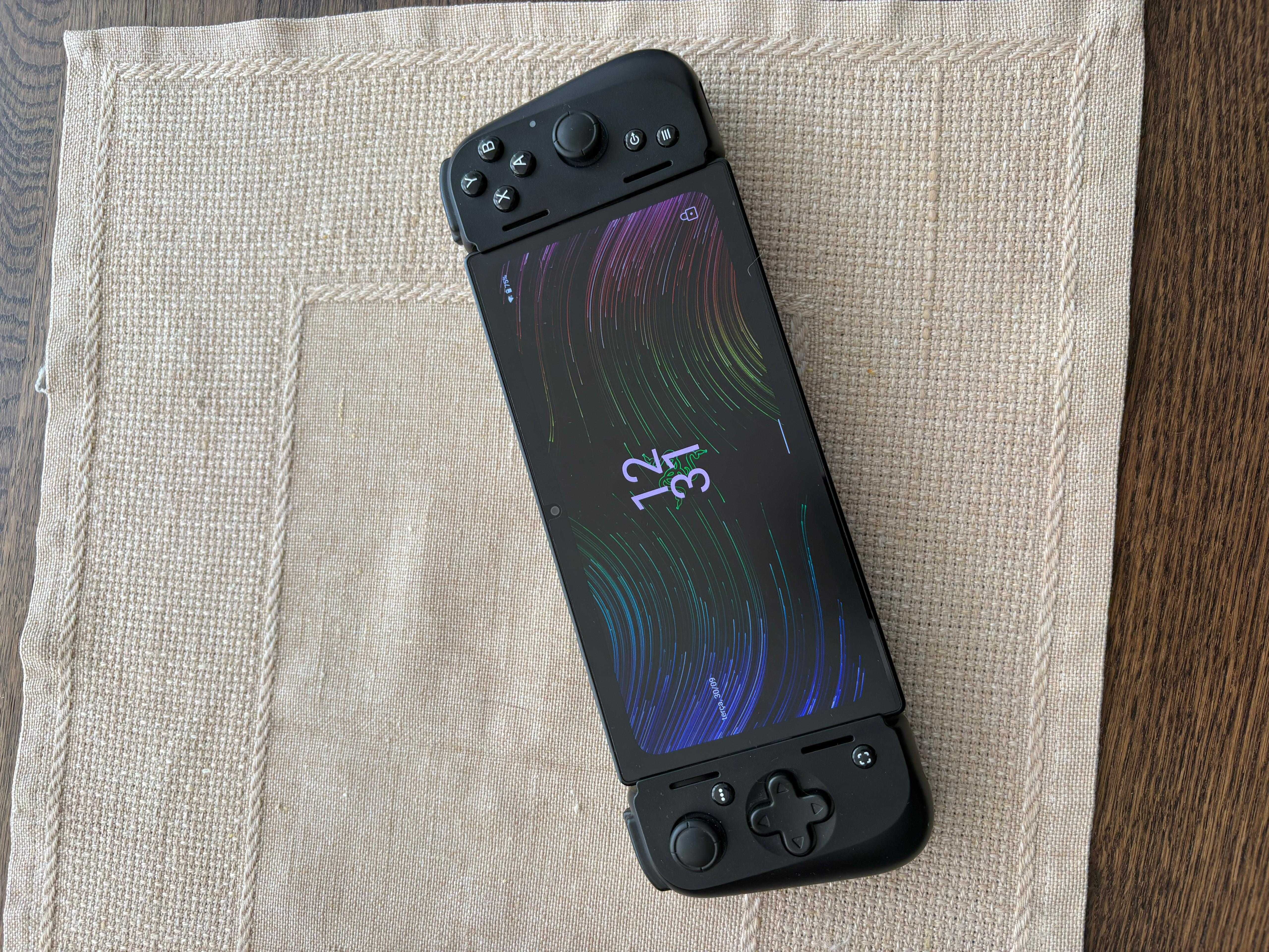 Razer Edge + Razer Kishi V2