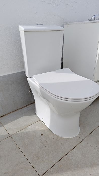 Vendo conjunto sanita e autoclismo marca Sanitana