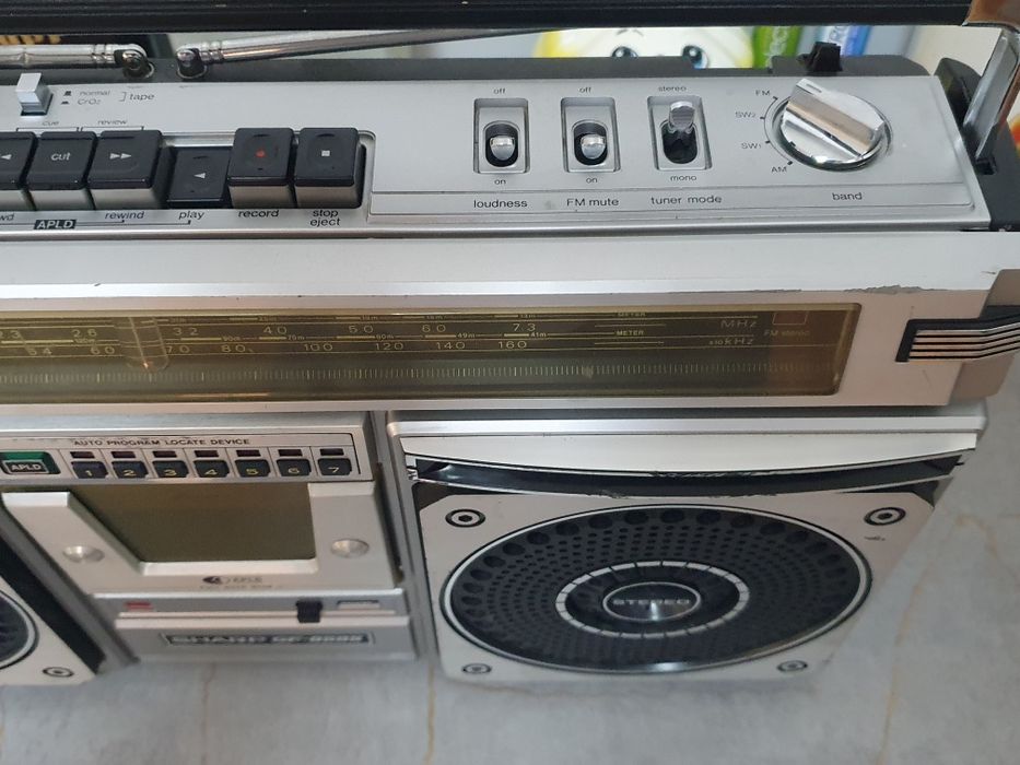 Radiomagnetofon Sharp gf 8585 vintage