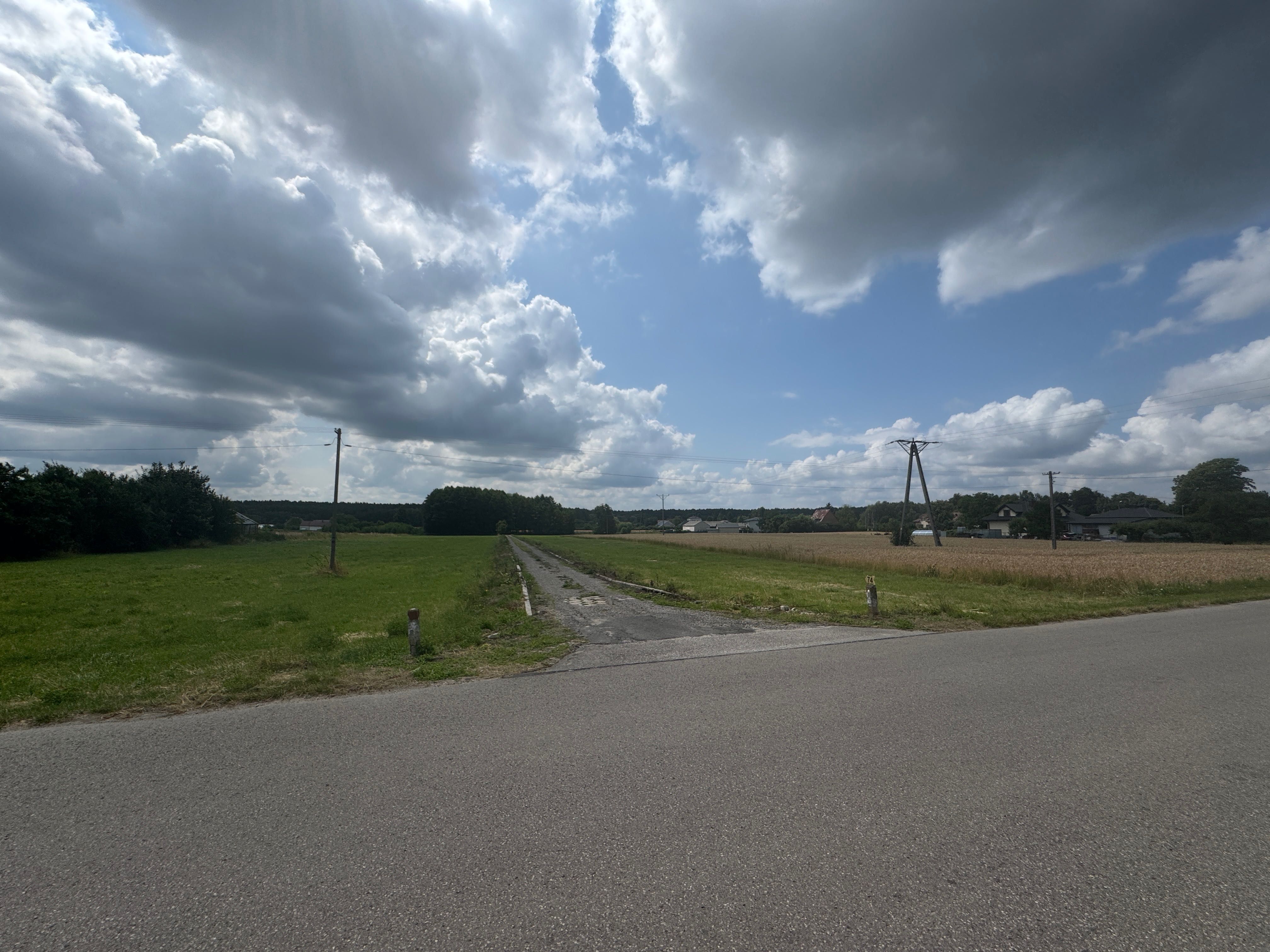 Działki rolno-budowlane w Oblasach koło Janowca