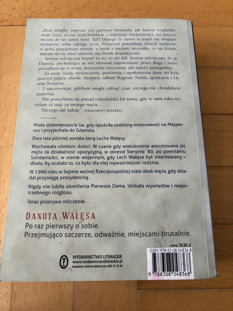 Książka Danuty Wałęsy- Marzenia i tajemnice