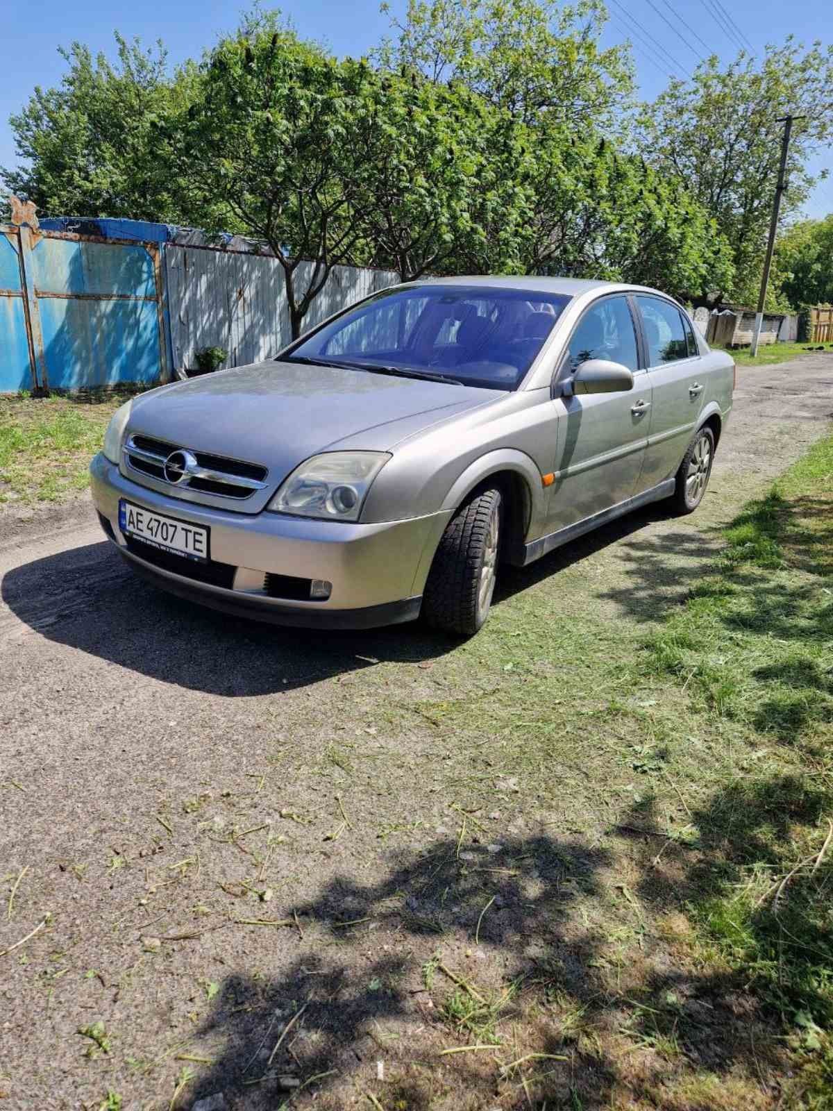 Продам Opel Vektra 2003г 2,2