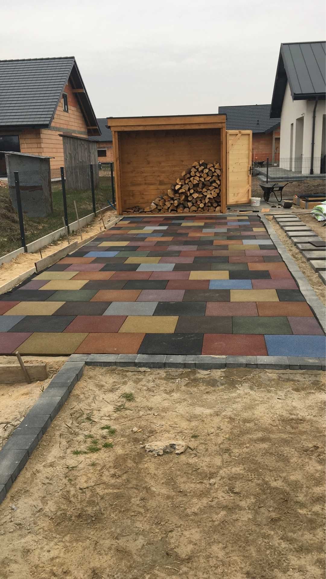 Mata gumowa pod BASEN/ JACUZZI amortyzacja, antypoślizgowość