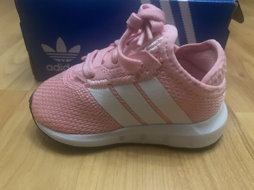 Кросівки Adidas Swift run x 1 дитячі 20 розміру 12.5 см.