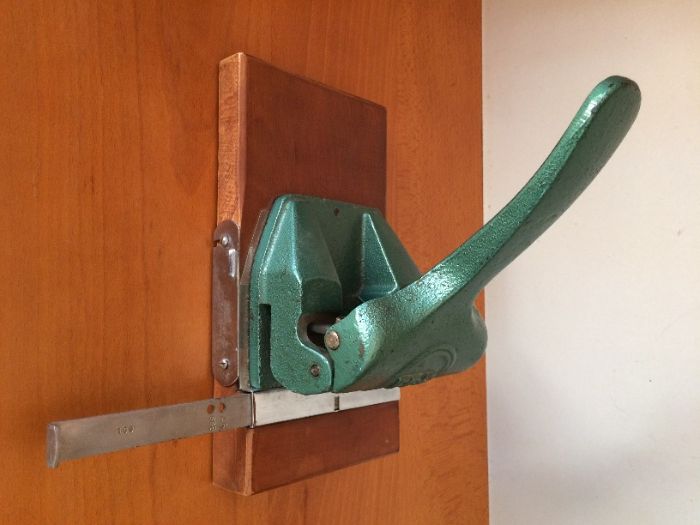 Furador "FPM” em ferro fundido