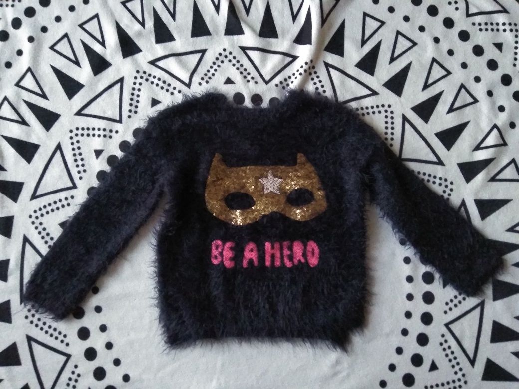 Sweter z napisem Be a hero 98/104 H&M