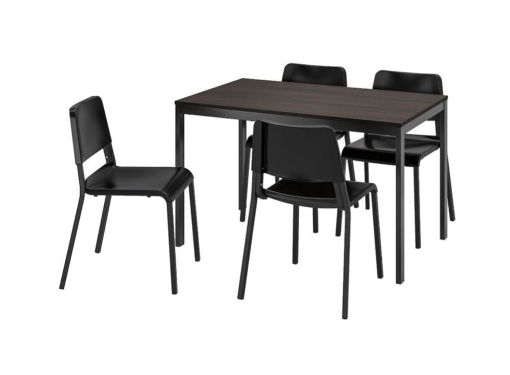 Mesa de jantar extensivel e 4 cadeiras